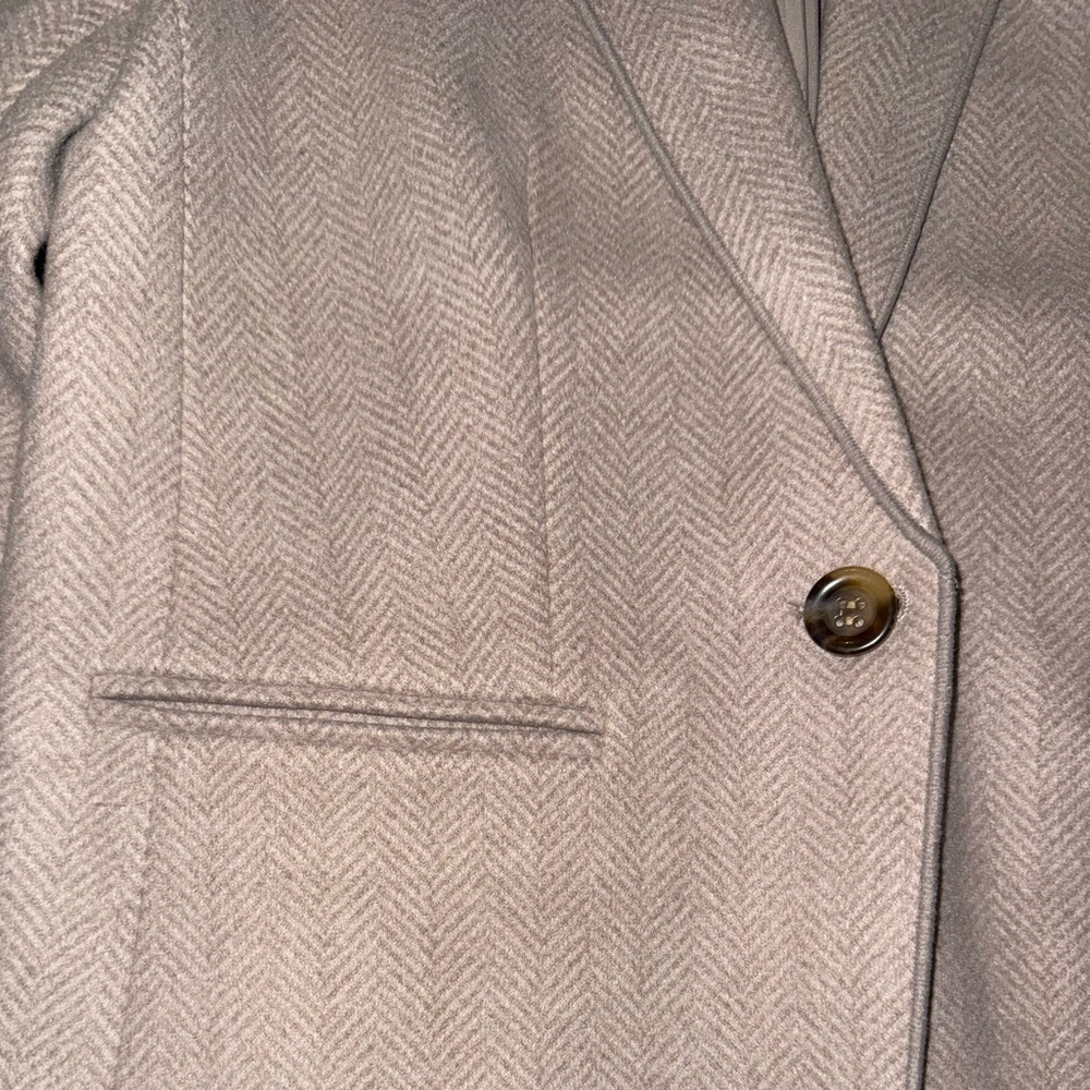 Ann Taylor Tan Blazer - Size 4P - Picture 5 of 8